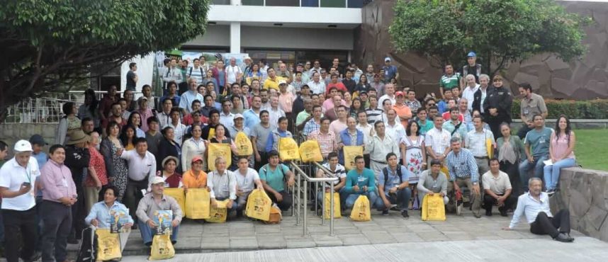 Jornadas de Conferencias en Guayaquil – 1er Tour Internacional Apícola